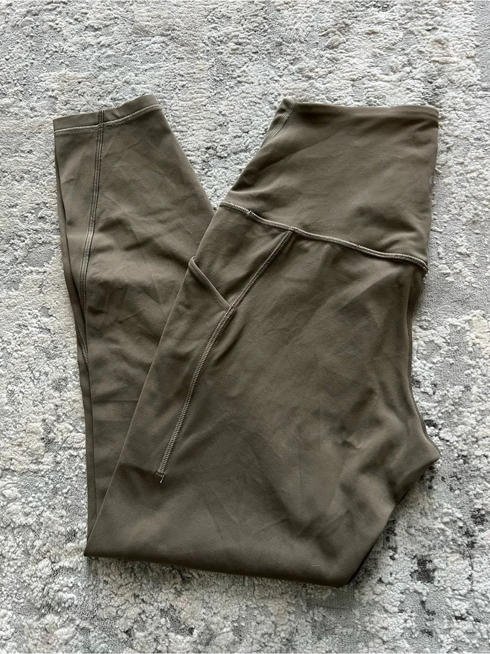 Like new lululemon align pant pocket HR 25” size 8 nomad